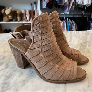 Jessica Simpson Women's Sling Back Woven Taupe Peep Toe Block Heals Size 9.5